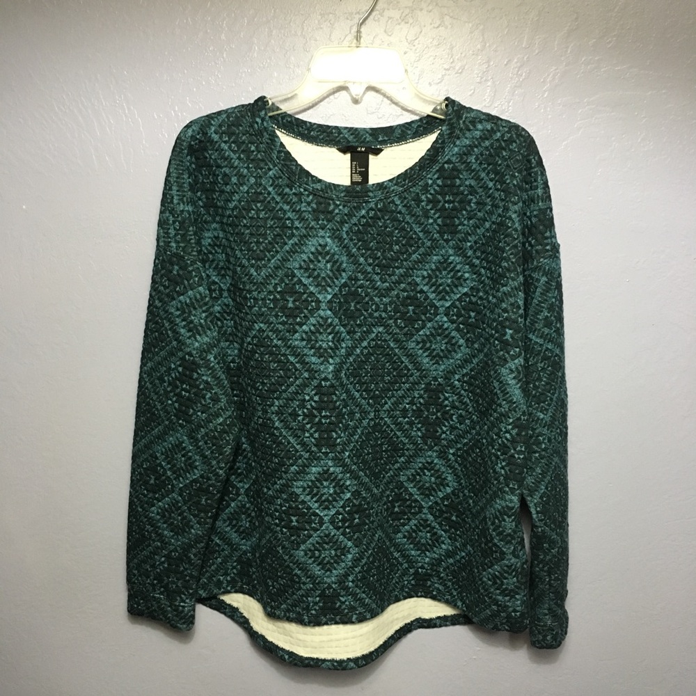 H&M patterned sweatshirt. Size large.